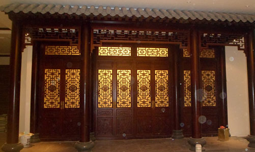 凤岗镇传统仿古门窗浮雕技术制作方法